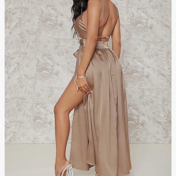 LIKE NEW Women's Satin Silk Halter High Slit Flowy Cocktail Party Slip Dress - Picture 2 of 7